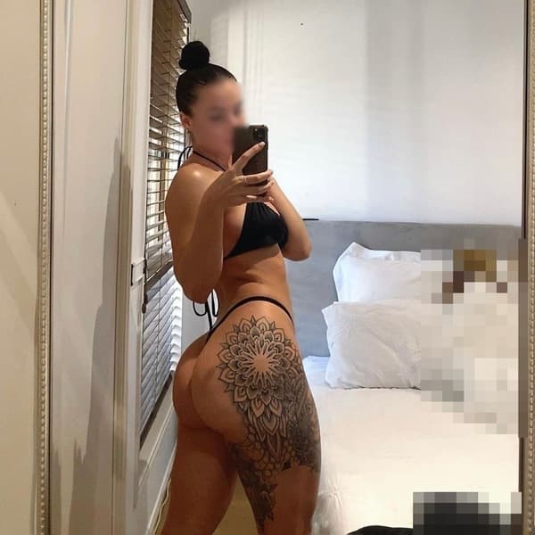 Tina Party Girl 18+