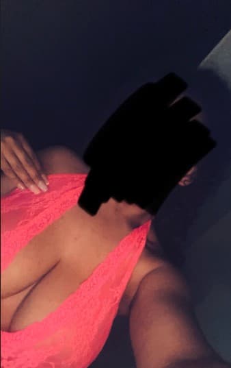 Busty_mum