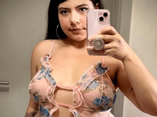Loren 🔥 Curvy