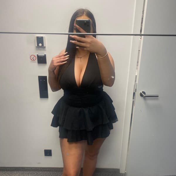 Alicia HOT