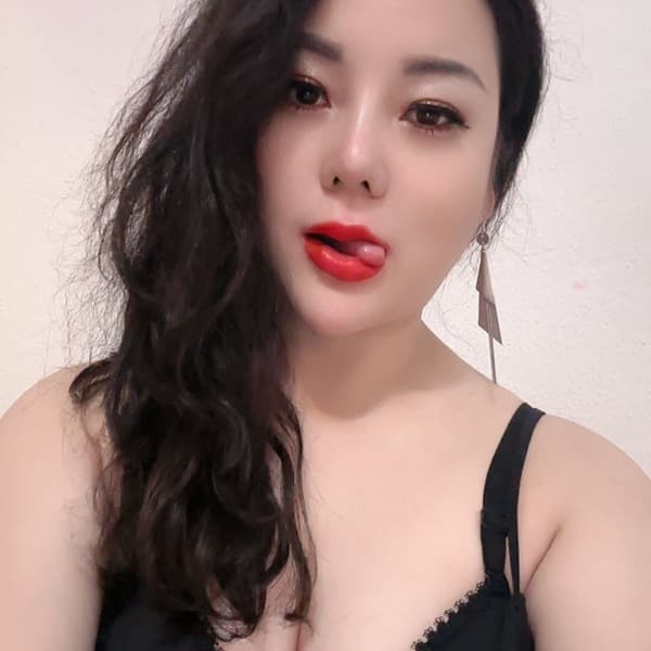 Lili HOT!!